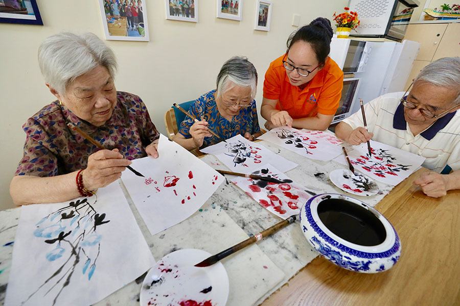 Free Respite Care Service a Boon for Aging Society, Should b